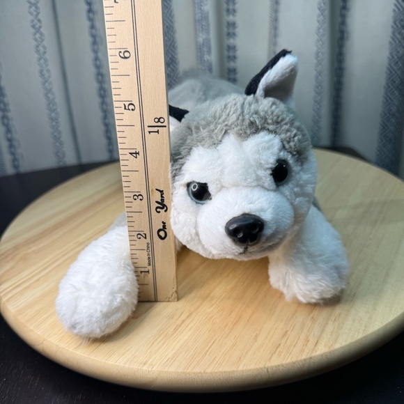 FAO Schwarz Husky or Wolf Dog plush - Picture 13 of 15